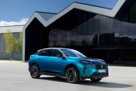 The new Peugeot e-3008