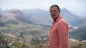 Sean Bean as Ronnie Phelan.