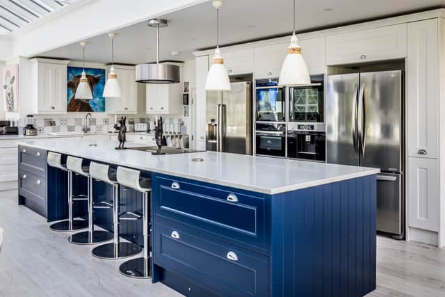 All the furnishings and fixtures are included in the prize