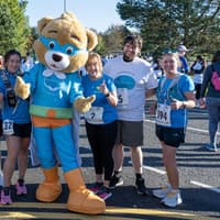 Hundreds of runners raise £54,000 for Strathcarron Hospice in annual 10K