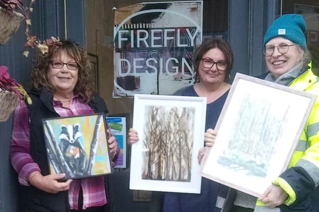 some artists outside Firefly with their work