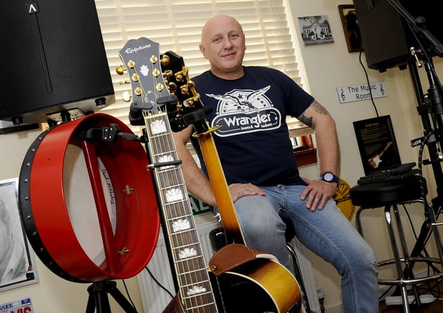 Dougie Smith in laid-back practice mode - he'll be in full Scottish kilted fig for his big event in Jakarta later this month.