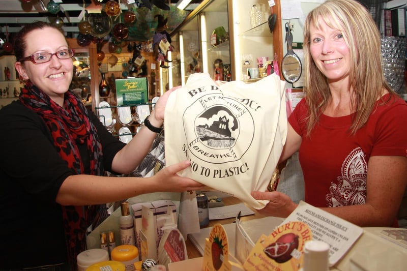 Hildoceras gift shop promotes reusable bags to help the environment.