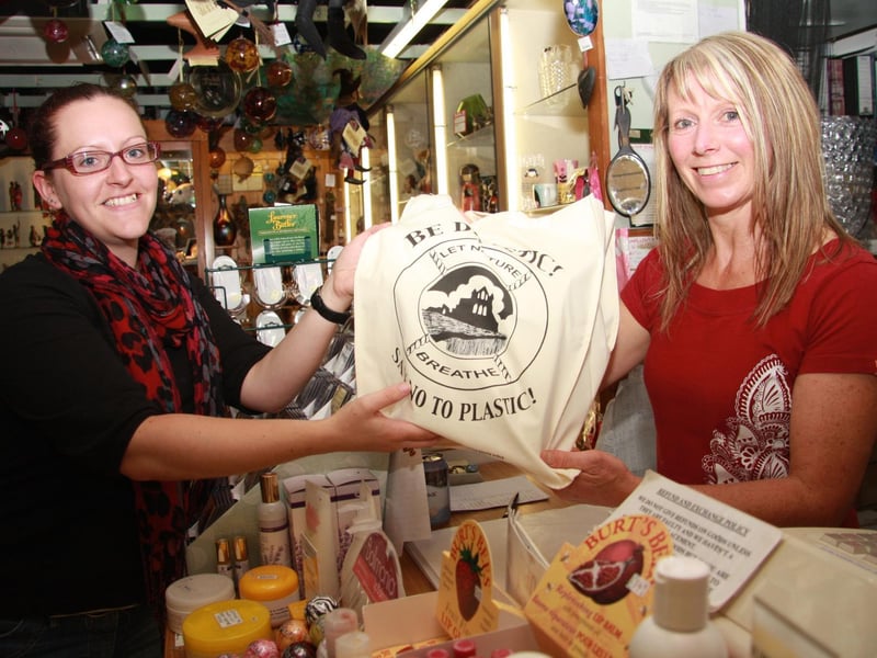 Hildoceras gift shop promotes reusable bags to help the environment.
