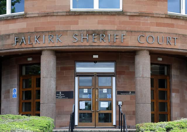 14-07-2017. Picture Michael Gillen. CAMELON. Falkirk Sheriff Court exterior.