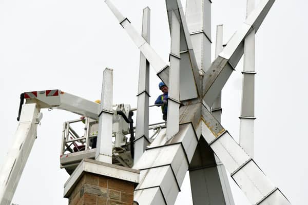 16-06-2020. Picture Michael Gillen. Views of St Michael's Church spire being repaired by Matheson Plumbing Falkirk.