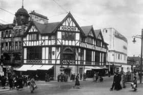 The famously familiar Tudor House