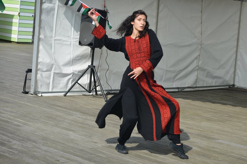 Palestine on the Pier in Hastings.

Hawiyya Dance Company. SUS-210509-135640001