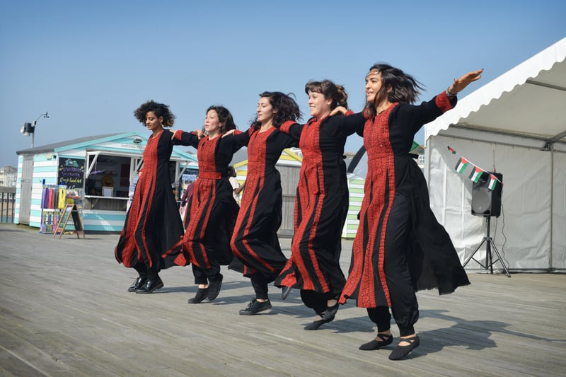 Palestine on the Pier in Hastings.

Hawiyya Dance Company. SUS-210509-135743001