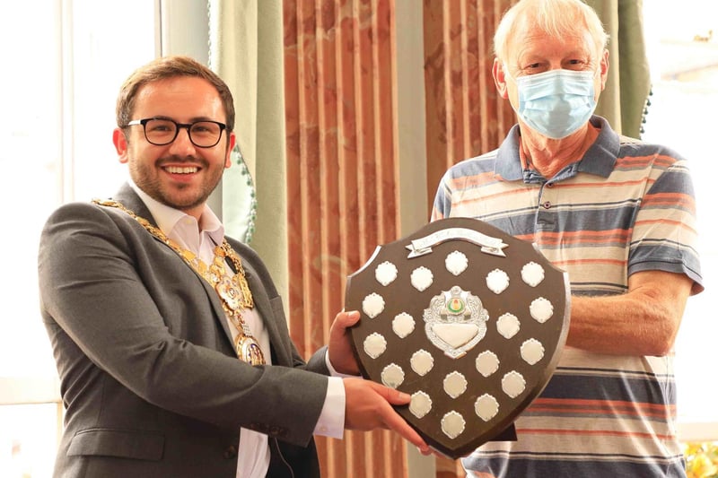 The Hinton Bros Shield being presented to Phil Borrill by Warwick Mayor Cllr Richard Edgington. Photo supplied