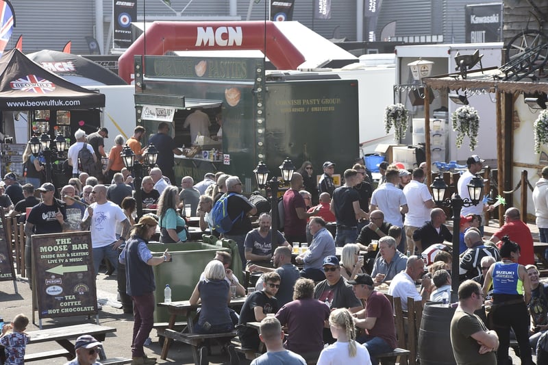 MCN Festival of Motorcycling at the East of England Arena.   Crowds at the show EMN-210509-175040009
