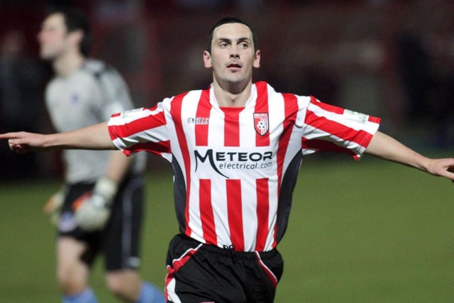 Mark Farren    (Striker   -   Derry City):    Farnzo was one of best guys I have met in the game. Desire and attitude was top drawer in how he led his life and he deserved to be Derry City's all time top goalscorer. Unbelievable striker who always seemed to be in the right place at the right time.