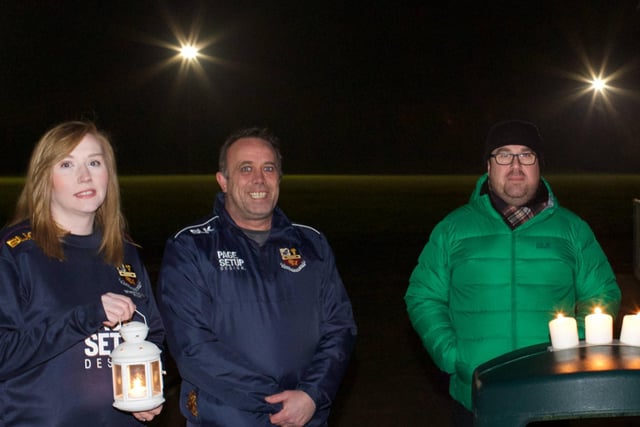 Caroline Meenan, James Cromie and Caela Powell from Banbridge RFC with Rev. Andrew Gibson and Father Andrew McMahon who shared a short reflection and prayers. 03201am