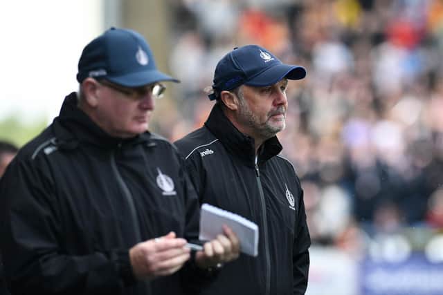 24-08-2024. Picture Michael Gillen. FALKIRK. Falkirk Stadium. Falkirk FC v Partick Thistle FC. Season 2024 - 2025. SPFL William Hill Championship. Match Day 4. Paul Smith (right).