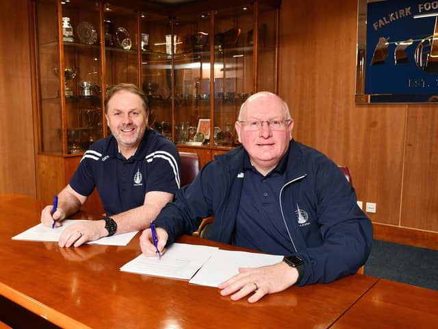 10-02-2024. Picture Michael Gillen. FALKIRK. Falkirk Stadium. Falkirk FC manager John McGlynn and assistant manager Paul Smith sign two-year extensions to their contracts at Falkirk.