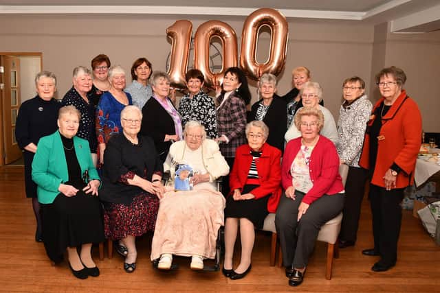 Mary McCabe and former nursing colleagues.