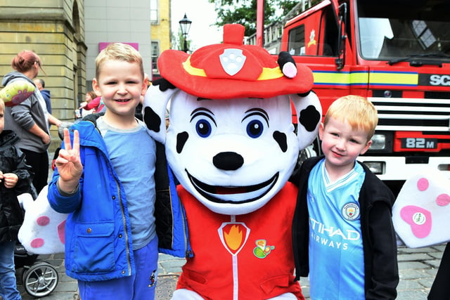 Two young fans meet Marshall from PAW Patrol.