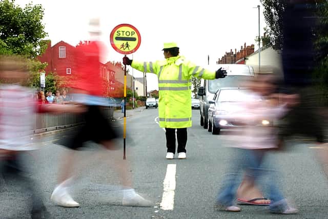 Falkirk Council could save £32,000 annually by cutting nine school crossing patrols
