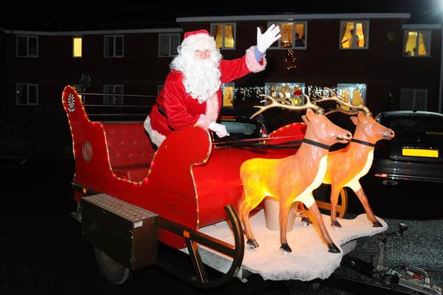 Falkirk Round Table's Santa sleigh stops off at Newcarron Court care home