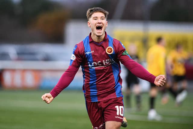 07-12-2024. Picture Michael Gillen. STENHOUSEMUIR. Ochilview Park. Stenhousemuir FC v Dumbarton FC. Season 2024 - 2025. Matchday 16. SPFL William Hill League One. Goal Stenhousemuir, Matt Yates 10.
