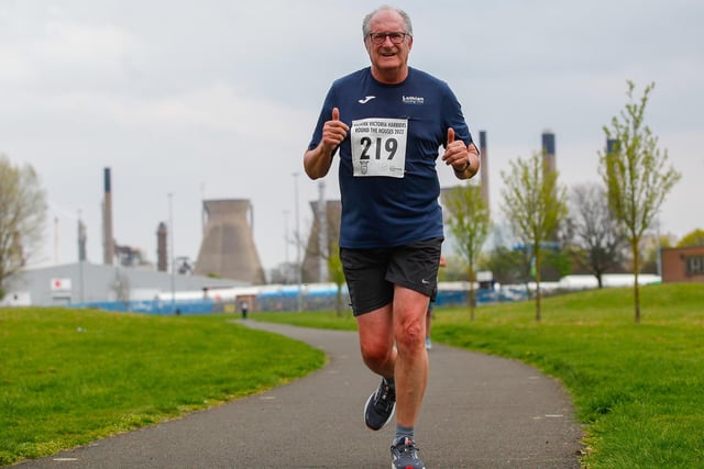 Lothian Running Club's Andy Brown taking part in the Round the Houses 10k at Grangemouth Stadium