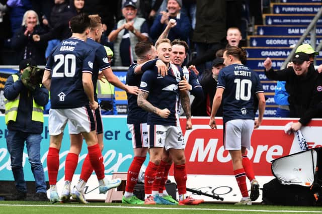 26-10-2024. Picture Michael Gillen. FALKIRK. Falkirk Stadium. Falkirk FC v Dunfermline Athletic FC. Season 2024 - 2025. SPFL William Hill Championship. Match Day 11.