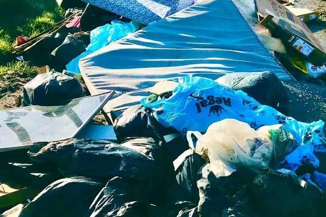 Fly-tipping on a road off the B8022 near Slamannan