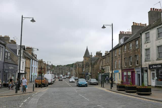 Stock picture of Linlithgow High Street, by Michael Gillen.