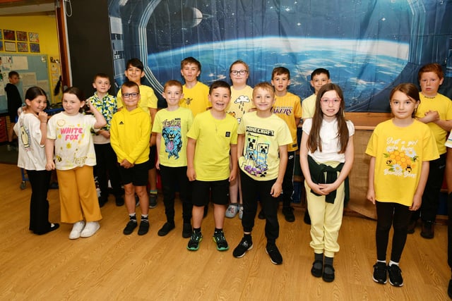 It was time for everyone to pull on their yellow clothes.
