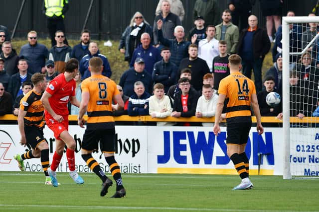 Henderson watches on as header finds the far corner of the net against Alloa Athletic