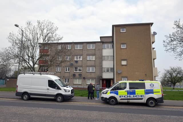 Police were called to an incident in Grangemouth's Kingseat Avenue yesterday. Picture: Michael Gillen.