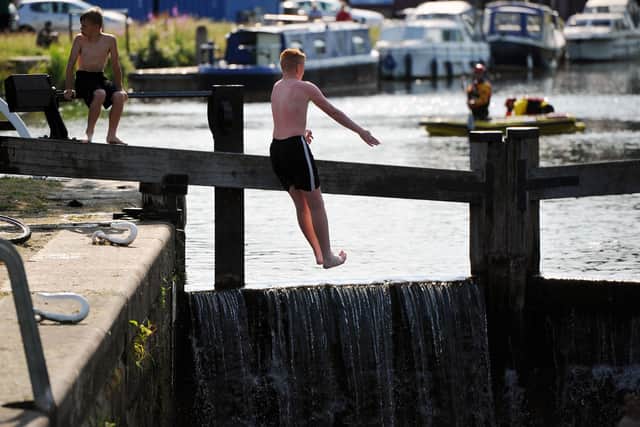 Youths jumping into the Forth and Clyde Canal - the same stretch of water where a car was found this week