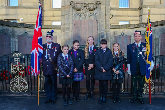Pupils from Kinnaird Primary also laid a wreath at the Larbert memorial