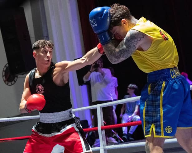 Light middleweight senior Taylor Black wins by unanimous decision (Pics by Eindp Sports Photography)
