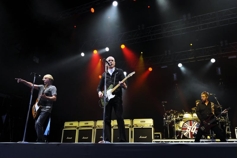 Status Quo arrive on stage