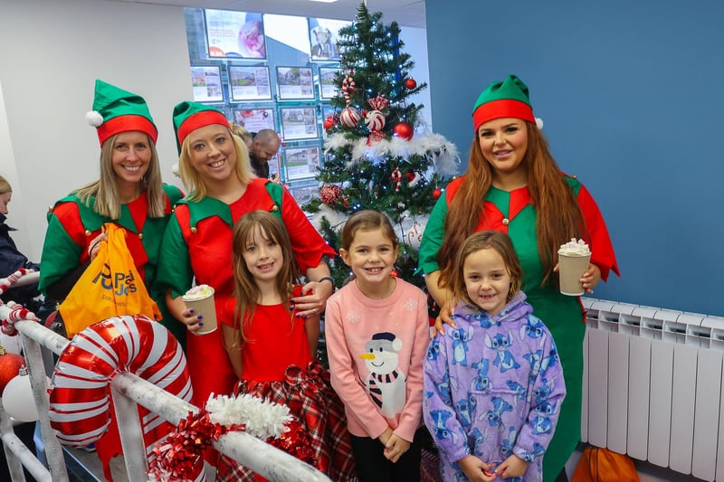 Staff at Pacitti Jones opened their doors to hand out free hot chocolate and let kids meet Santa during Grangemouth Festive Celebration 2023 
(Picture: Scott Louden, National World)