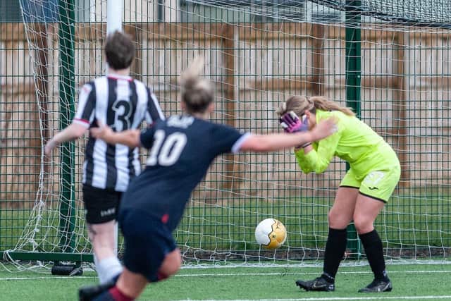 St Mirren's Sophie Cannon fumbles a speculative shot from distance to concede the winning goal (Photo: Russel Hutcheson/SportPix for SWF)