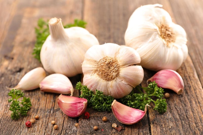 Garlic is another member of the Allium family that is poisonous to dogs. Symptoms include nausea and vomiting, abdominal pain, diarrhoea and ,in severe cases, anaemia and organ damage. 65 per cent of people were unaware of its toxicity.