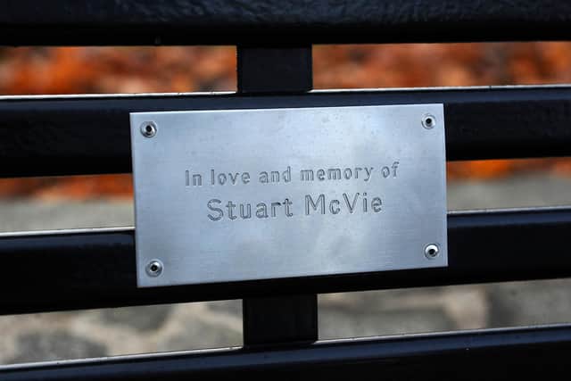 The new bench in Grangemouth's Good to Chat area, located near the junction of Newlands Road and Kingseat Avenue is dedicated to former Young Portonian stage manager Stuart McVie.
.