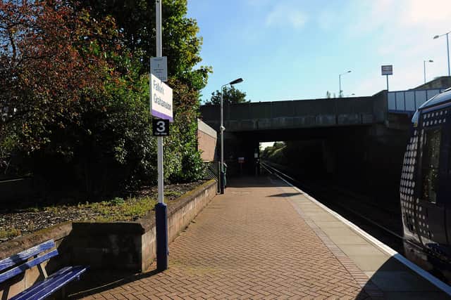 Russell had arranged to meet someone he believed to be a 14-year-old girl at Grahamston Railway Station