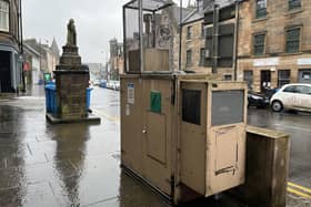 The air quality testing station in Linlithgow sits next to St Michael's Well on the town's busy High Street.