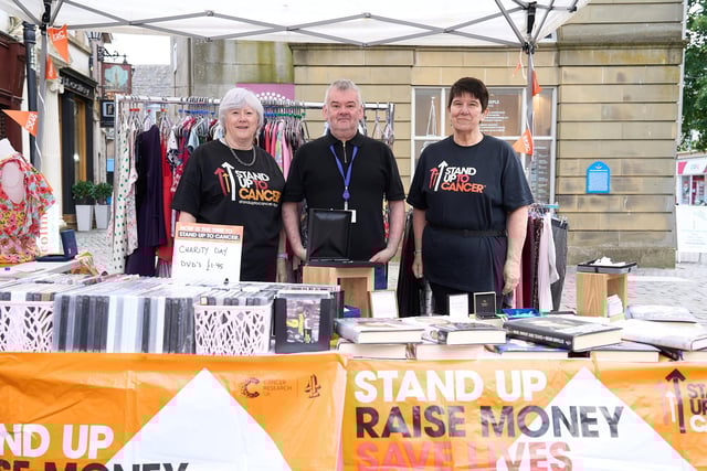 Jane, David & Marion, Cancer Research UK / Stand Up to Cancer