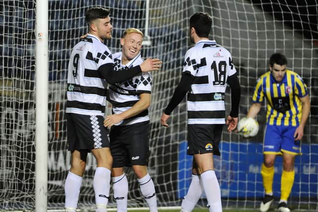 East Stirlingshire captain Nicky Low joins up with former manager Dick Campbell at Arbroath