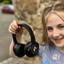 Autumn didn't get tickets so her uncle staged a silent disco for her and her friends instead!