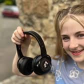 Autumn didn't get tickets so her uncle staged a silent disco for her and her friends instead!