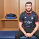 Aidan Keena signs for Falkirk FC. Picture: Michael Gillen