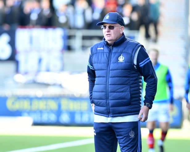 Falkirk manager John McGlynn on the touchline (Photo: Michael Gillen)