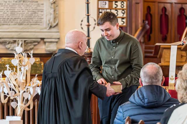 Lewis Aikman handing over Pulpit Bible to John Carmichael