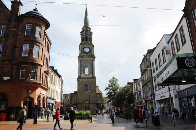 Shoppers are beginning to return to the High Street