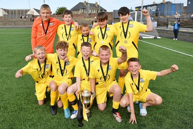 Kinneil Primary’s team were the winners of the boys’ Bo’ness Fair Cup trophy after a fun-filled afternoon